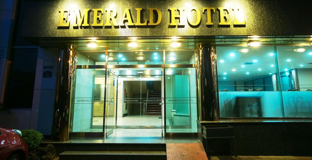 Emerald Hotel Čedžu Exteriér fotografie