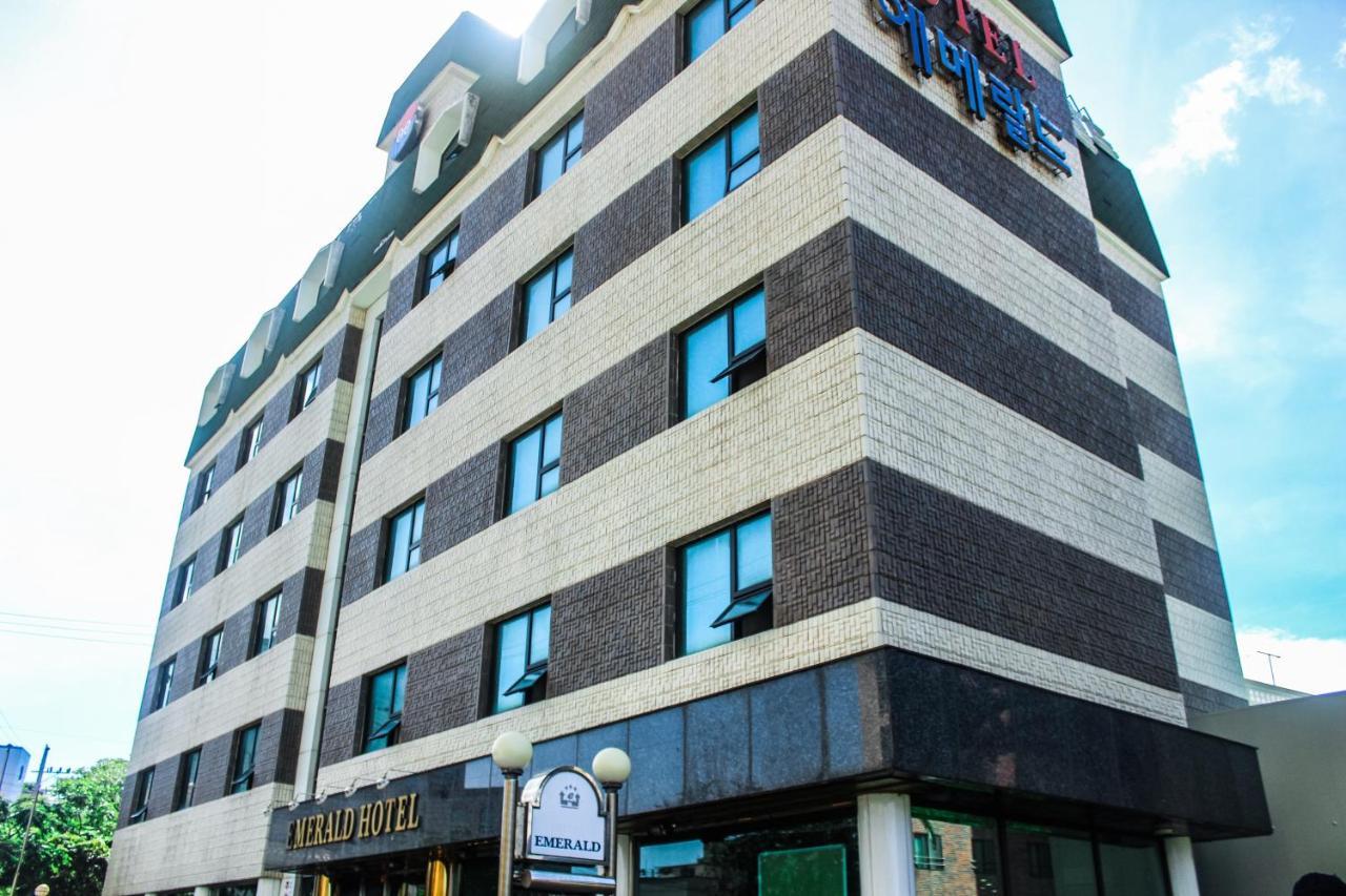 Emerald Hotel Čedžu Exteriér fotografie