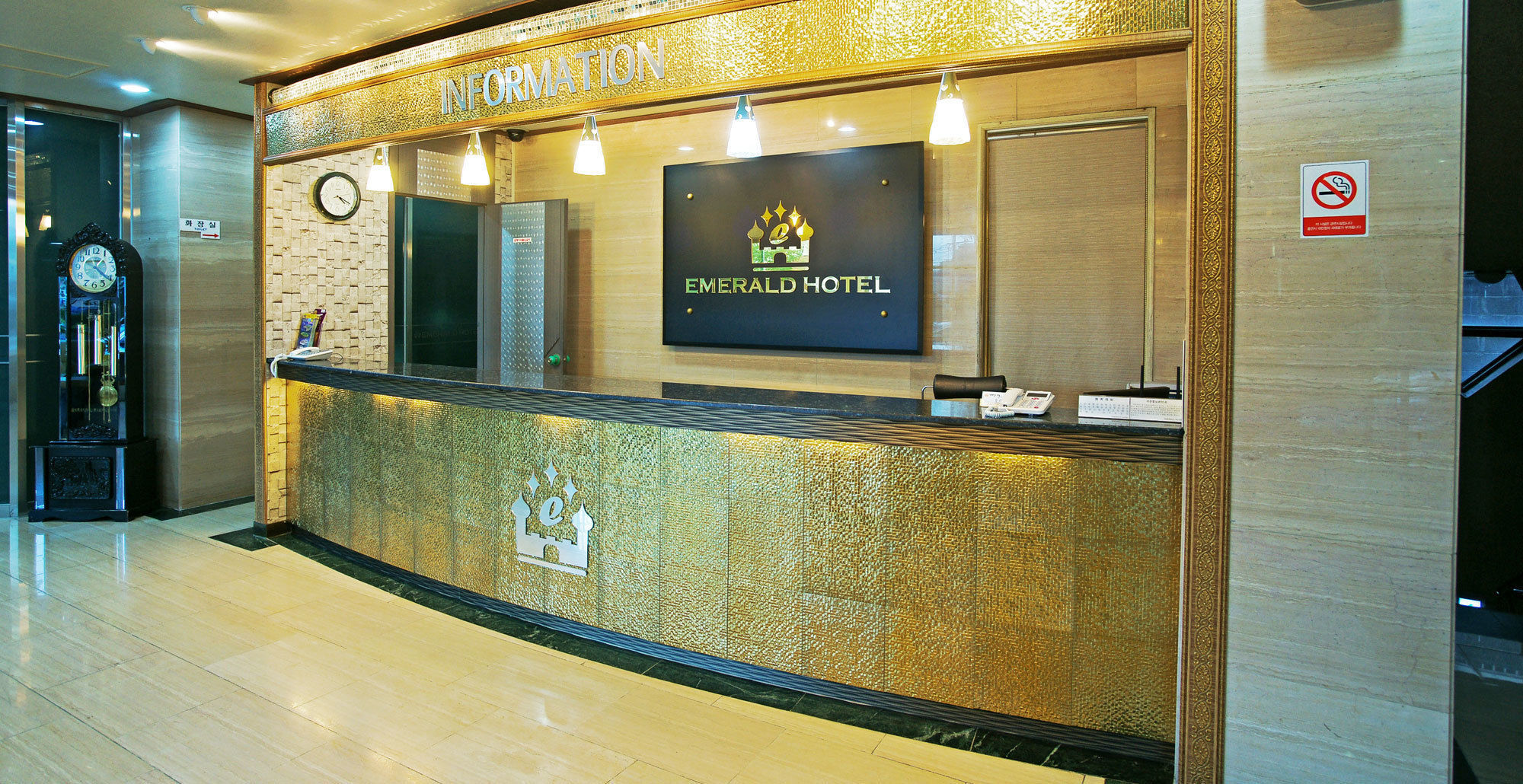 Emerald Hotel Čedžu Exteriér fotografie
